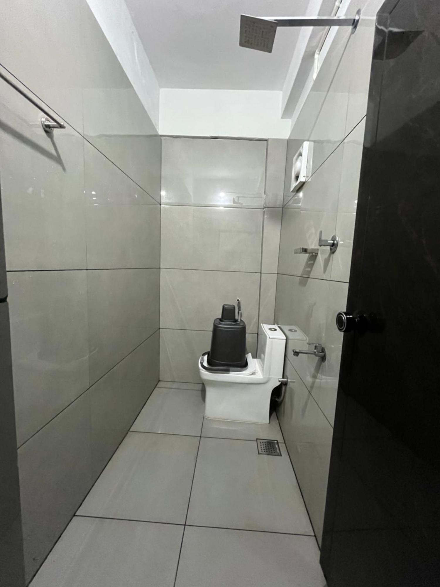 Priya Lodge Calicut Eksteriør billede